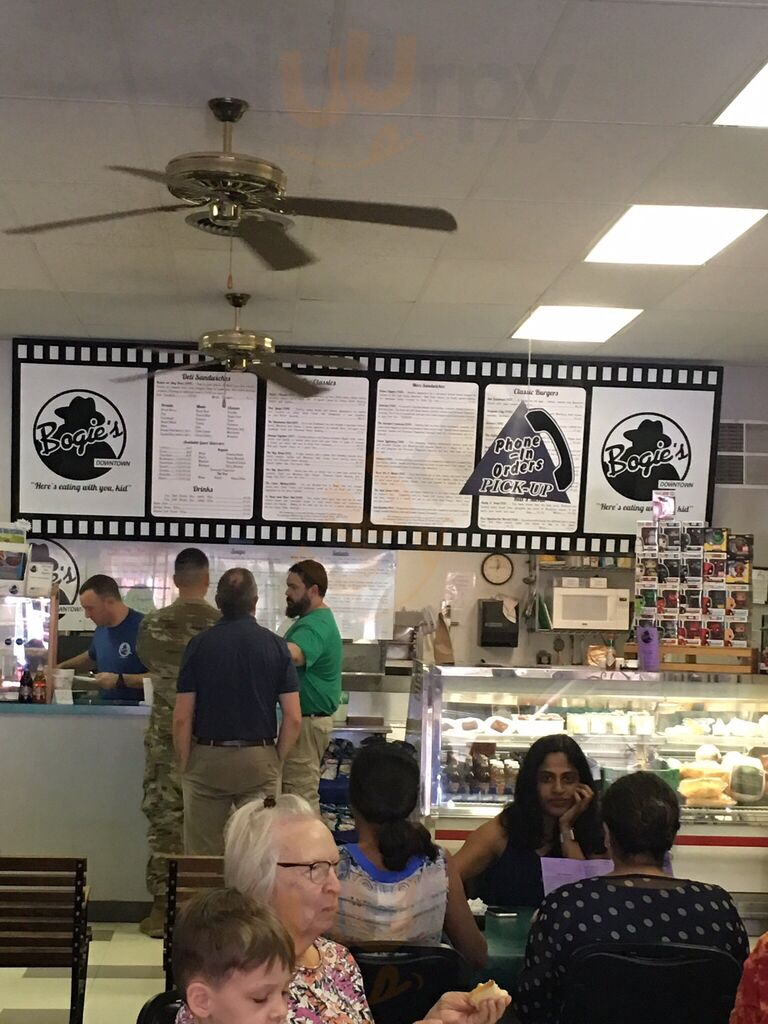 Bogie's Downtown Deli