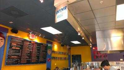 Ike's Love & Sandwiches