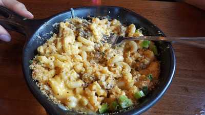 Crooked Pint Ale House