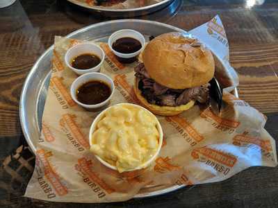 Willie Jewellaetms Old School Bar-b-q Largo