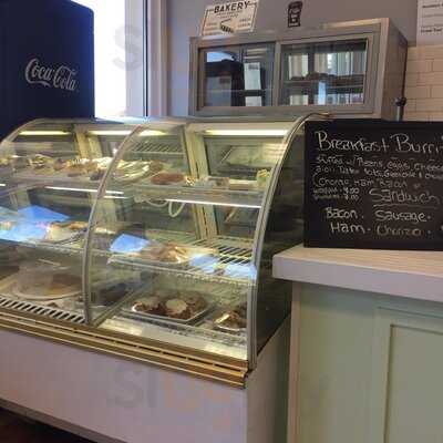 Pistachio Cafe Bakery