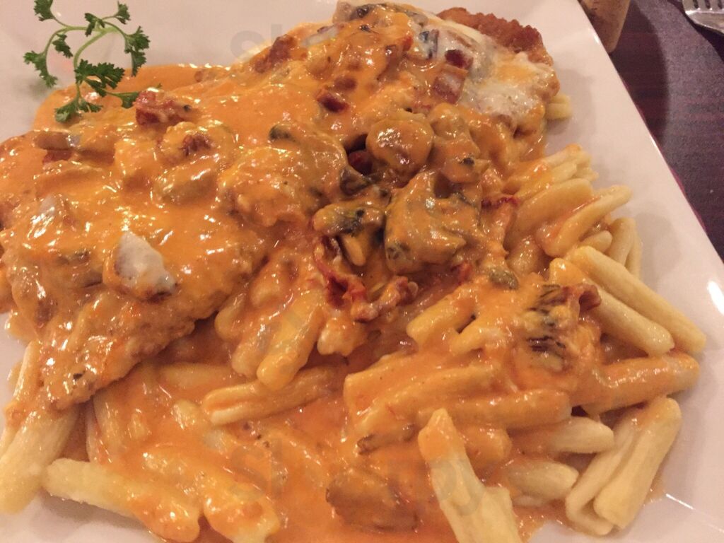 Casa Italia Restaurant & Pizzeria