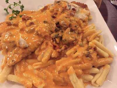 Casa Italia Restaurant & Pizzeria