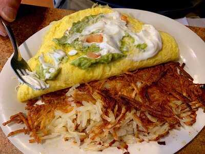 Country Kitchen Restaurant & Bakery