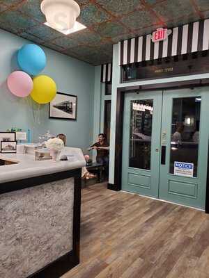 Charlie's Silver Spoon Creamery