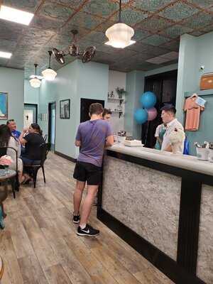 Charlie's Silver Spoon Creamery