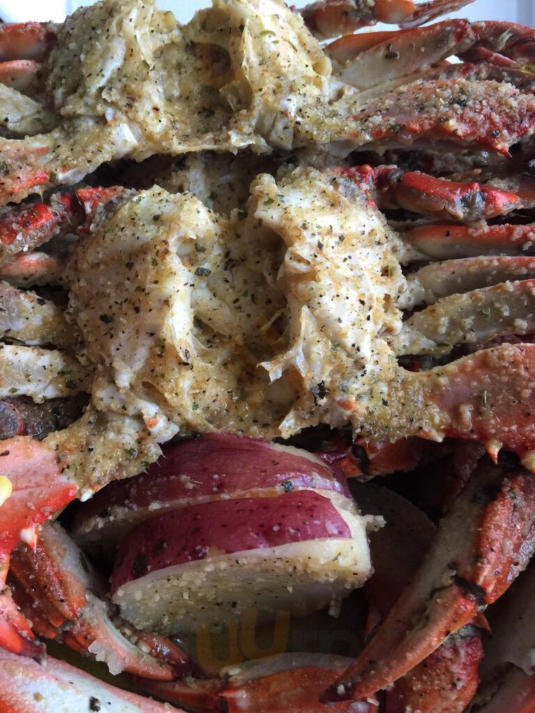 Grant's Crabs, Seafood & Grille