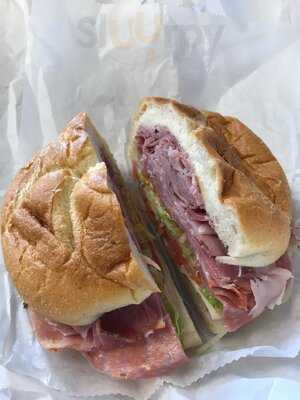 Noochies Deli & Cafe