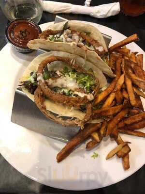 Red Oak Fillin Station