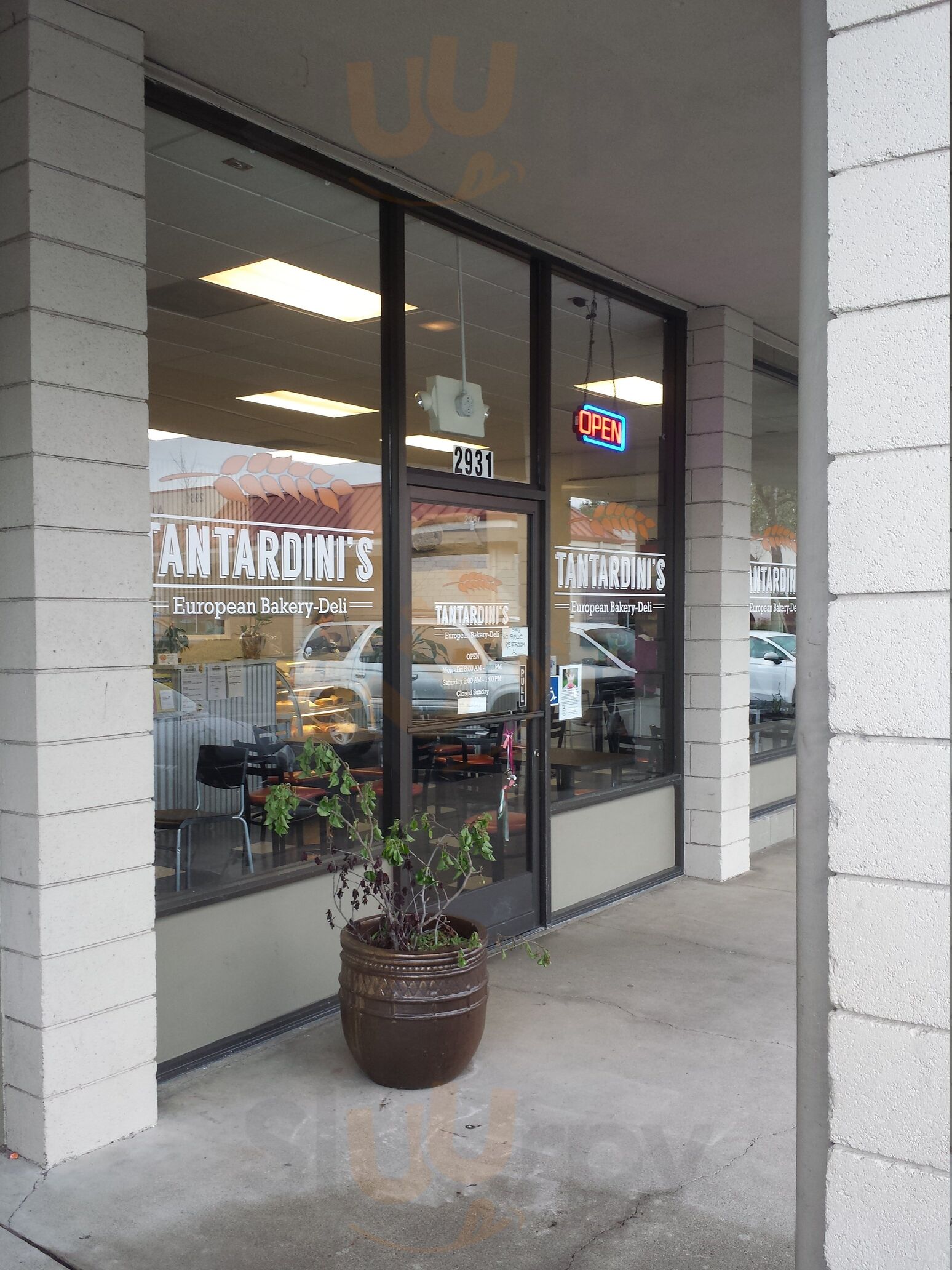 Tantardini's European Bakery Deli