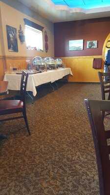 Charlies Eatery & Pub