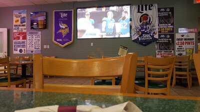 Charlies Eatery & Pub