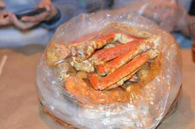 Crab Crackin