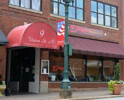 Mekong Thai Restaurant & Bar