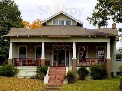 Red Light Roastery Coffee House