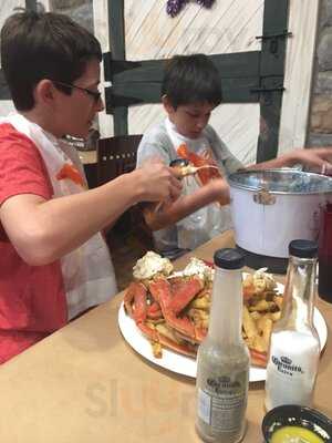 Gettin Crabby At The Crab Barn