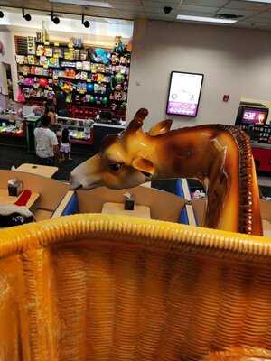 Chuck E. Cheese