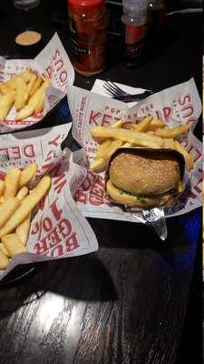 Red Robin Gourmet Burgers