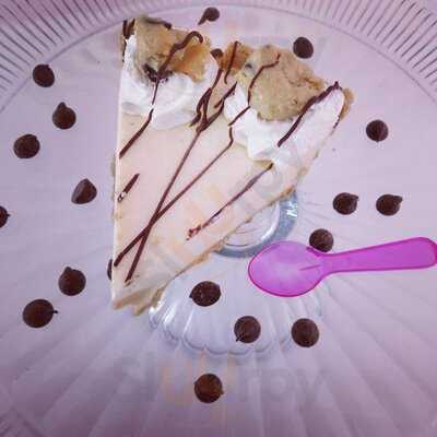 Cookie Dough Bliss & Creamery