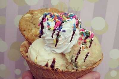 Cookie Dough Bliss & Creamery