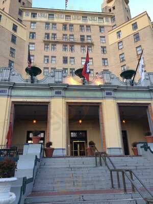 Arlington Fountain & Venetian