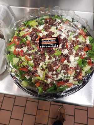 Meat In The Middle Deli