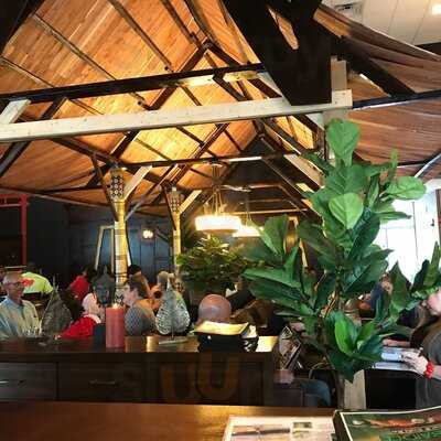 Sabaidee Thai & Sushi Bar