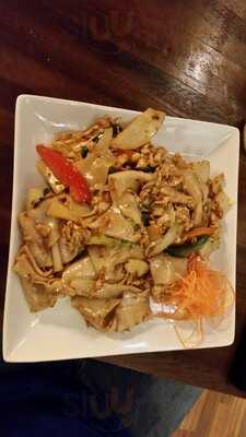 Sabaidee Thai & Sushi Bar