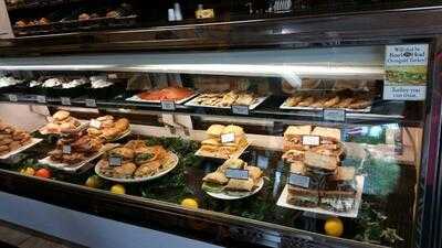 Broadway Bagels & Deli