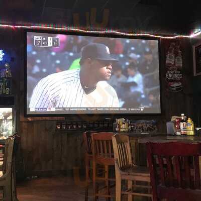 Charlie’s Neighborhood Bar And Grill