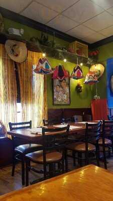 Mole Mole 'hooker Avenue'