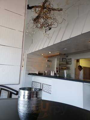 Flavor Restaurant & Bar