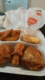 Mrs. Winners Chicken & Biscuits