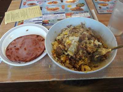 Gilligan's On The Lake