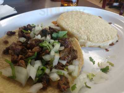 La Perla Tacos