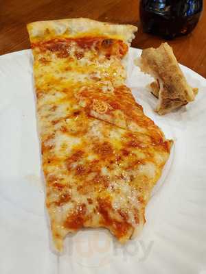 Angelo's Pizza-teria