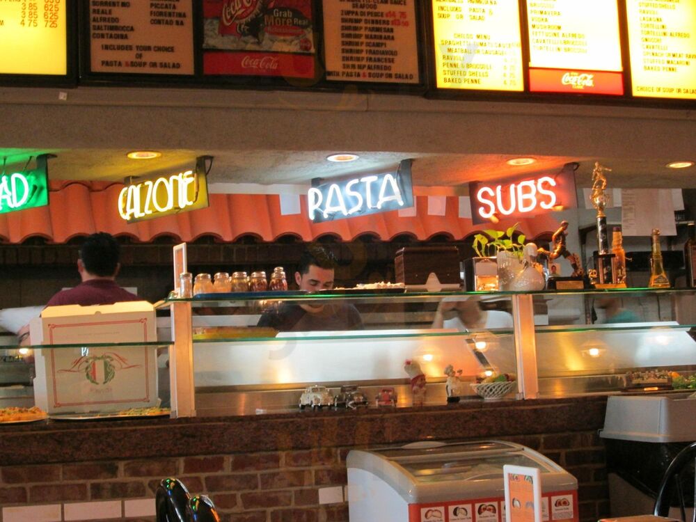 Frank's Pizza & Italian Restaurant