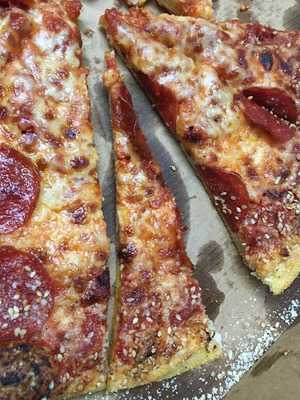 Hungry Howie's Pizza