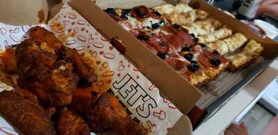 Jet's Pizza