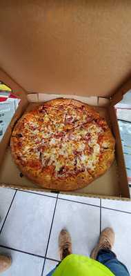 Padrinos Pizza & Subs