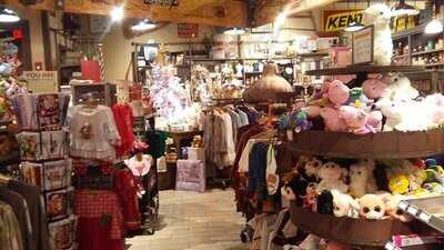 Cracker Barrel Old Country Store