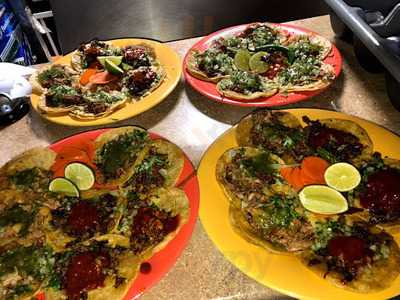 Los Dos Potrillos Restaurant