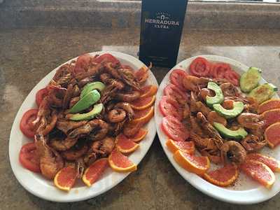 Los Dos Potrillos Restaurant