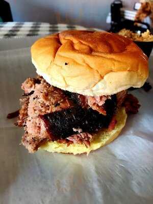 Dem 2 Brothers And A Grill