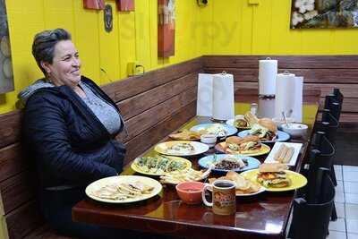Cemitas Poblanas Con Sabor Latino