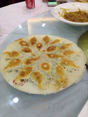 China Dumplings & Noodle 喜來樂餃子館