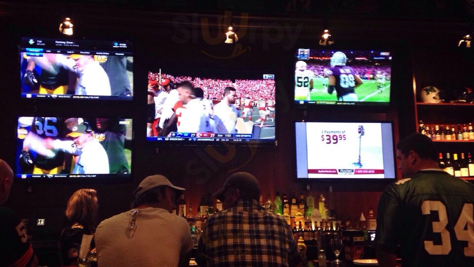 Recovery Sports Grill