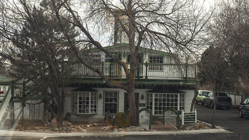 Das Meyer Fine Pastry Chalet