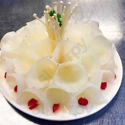 The Dolar Shop Hot Pot