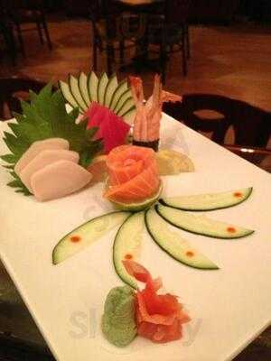 Fujiyama Japanese Sushi And Steak House